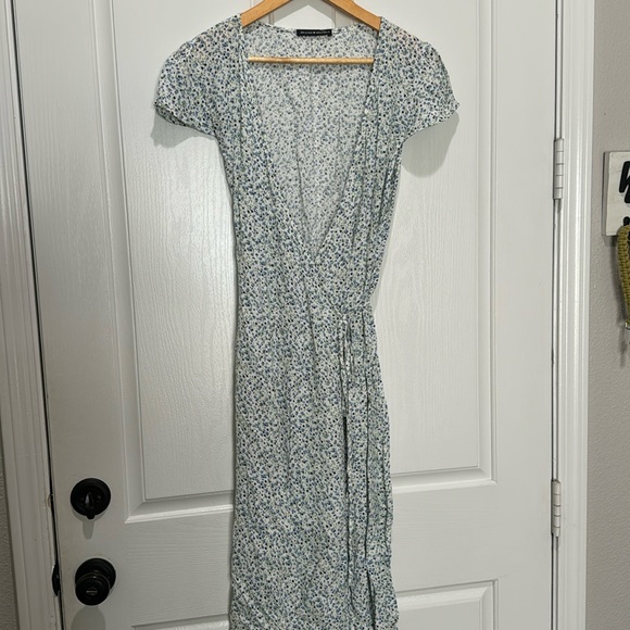 Brandy Melville  wrap around dress - Picture 1 of 6